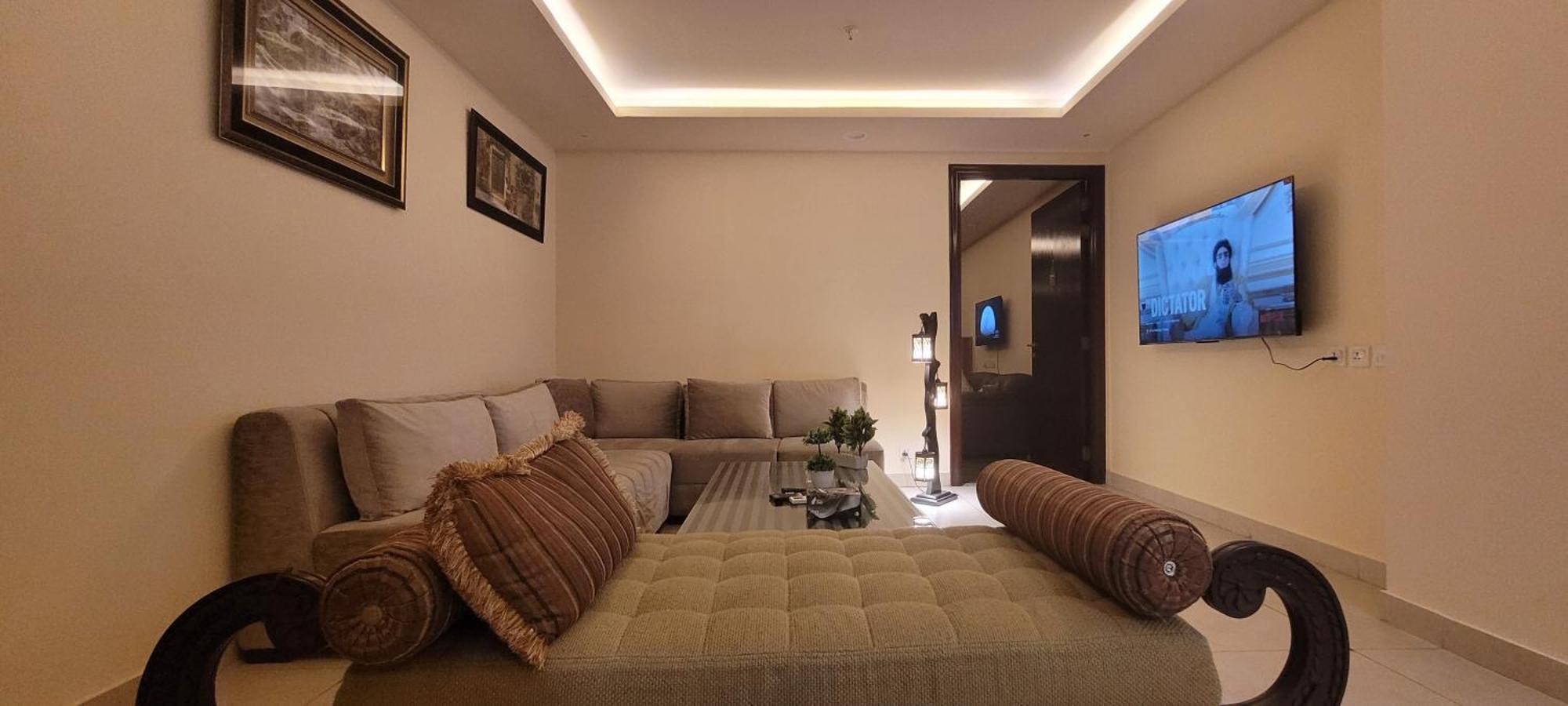 Gold Crest - Luxury Hotel Serviced Apartments Dha Phase 4 Lahore By Lmy Luaran gambar